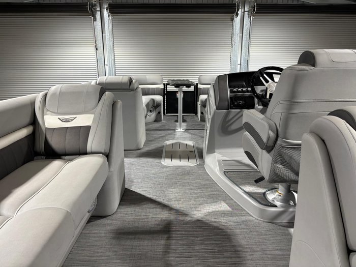 2023 BEN 24LX METALLIC SILVER