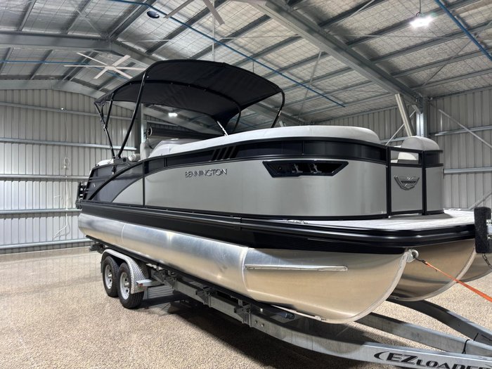 2023 BEN 24LX METALLIC SILVER