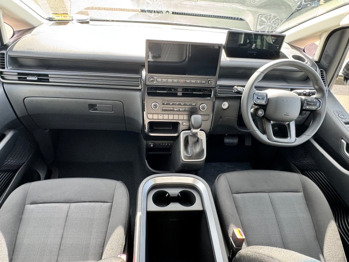 2026 HYUNDAI STARIA