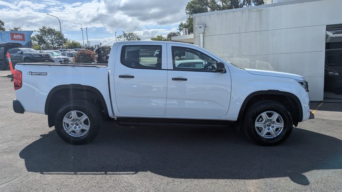 2025 VOLKSWAGEN AMAROK CORE