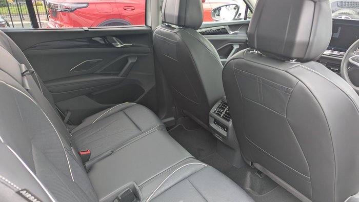 2025 VOLKSWAGEN TAYRON ELEGANCE