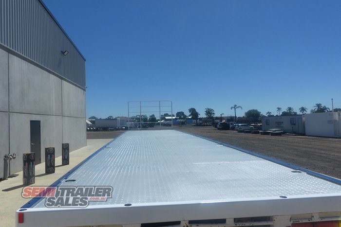 2013 Maxitrans 45FT 22 Pallet Flat Top- Road Train Rated - RENTAL