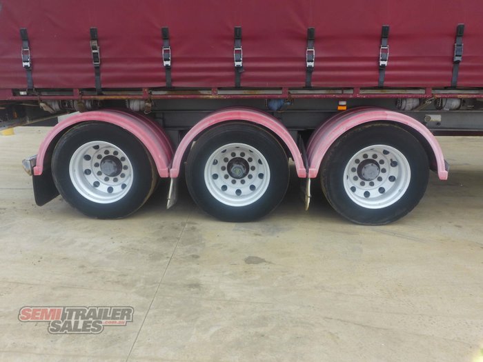 2009 Lusty Tipping Curtainsider B Double Set Grain Chassis Tippers