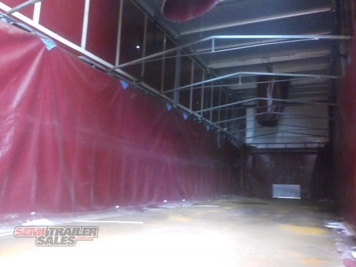 2009 Lusty Tipping Curtainsider B Double Set Grain Chassis Tippers