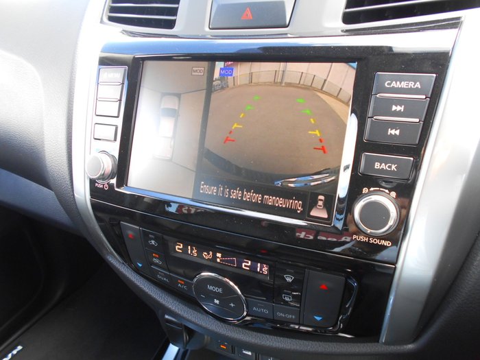 2025 Nissan Navara ST-X