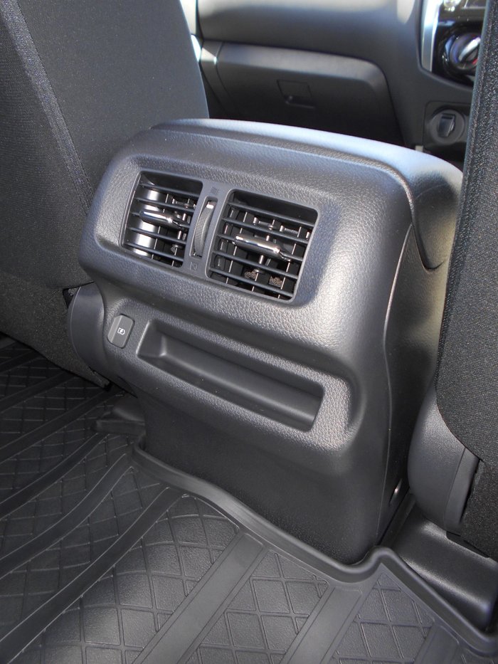 2024 Nissan Navara SL Warrior
