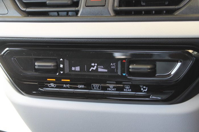 2025 Suzuki Swift Hybrid Plus