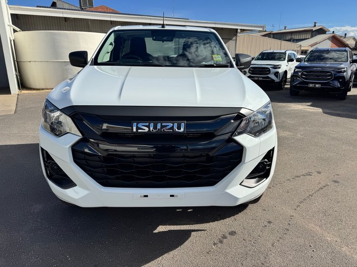 2026 ISUZU D-MAX SX