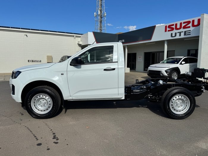 2026 ISUZU D-MAX SX