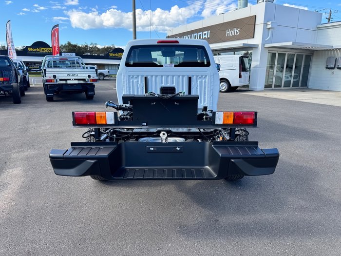 2026 ISUZU D-MAX SX