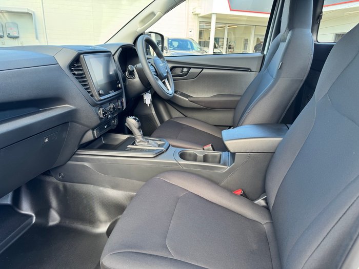 2026 ISUZU D-MAX SX
