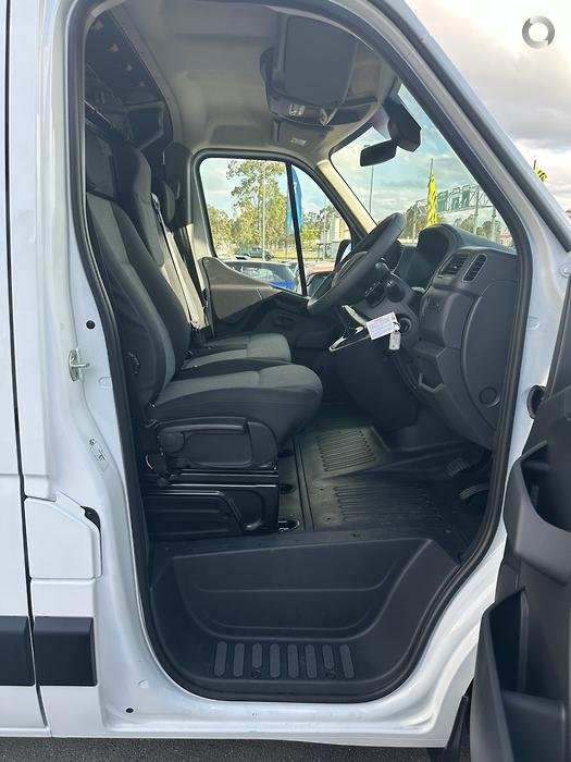 2024 Renault Master Pro 110kW