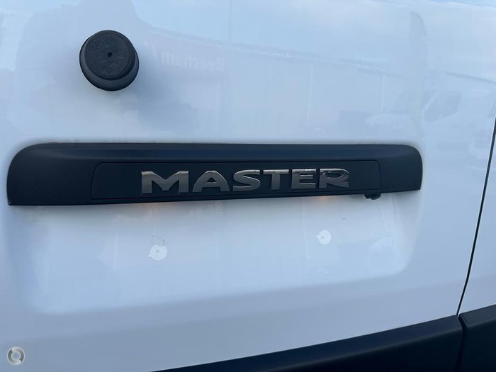 2024 Renault Master Pro 110kW