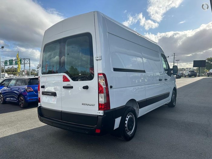 2024 Renault Master Pro 110kW