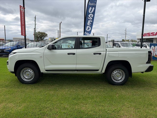 2026 NISSAN NAVARA