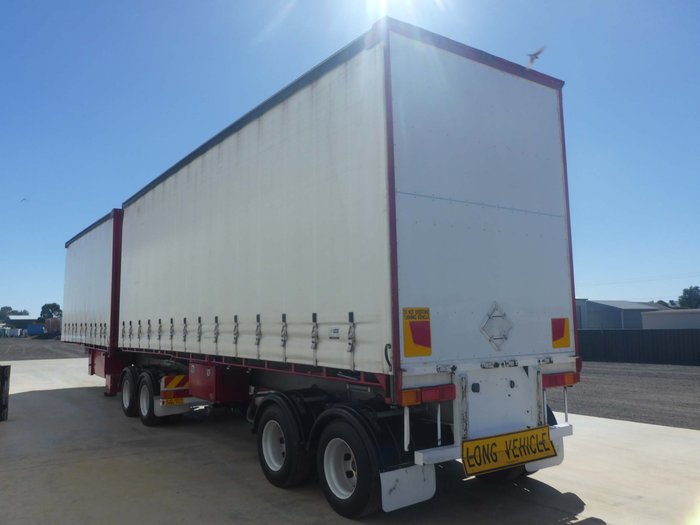 2001 Barker Barker 24 Pallet Curtainsider B Double Set with Pop Top Roof