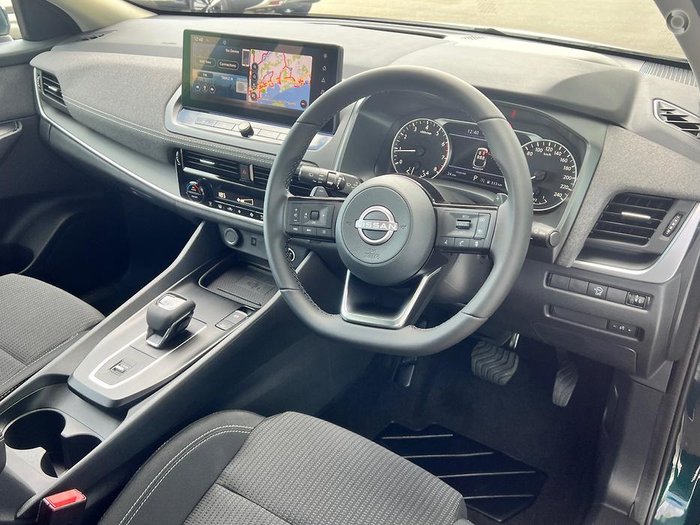 2025 Nissan QASHQAI ST-L