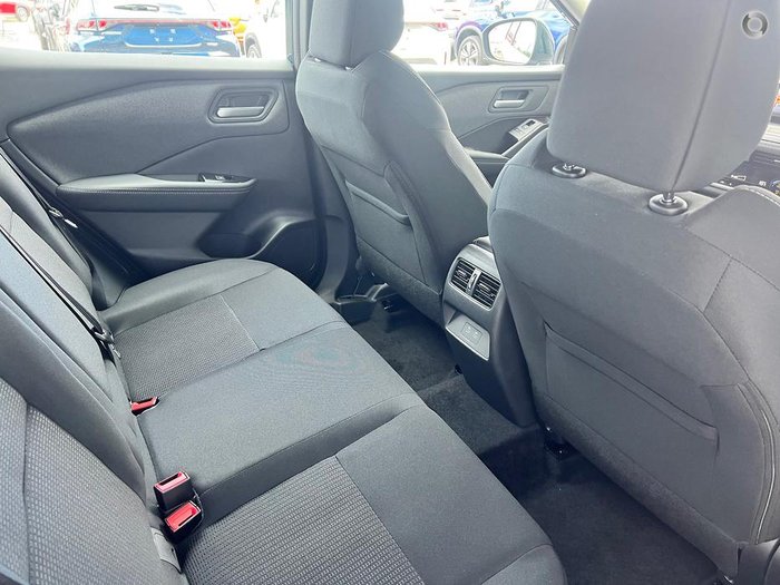 2025 Nissan QASHQAI ST-L