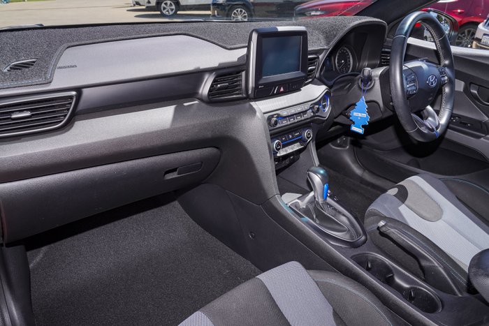 2019 Hyundai Veloster