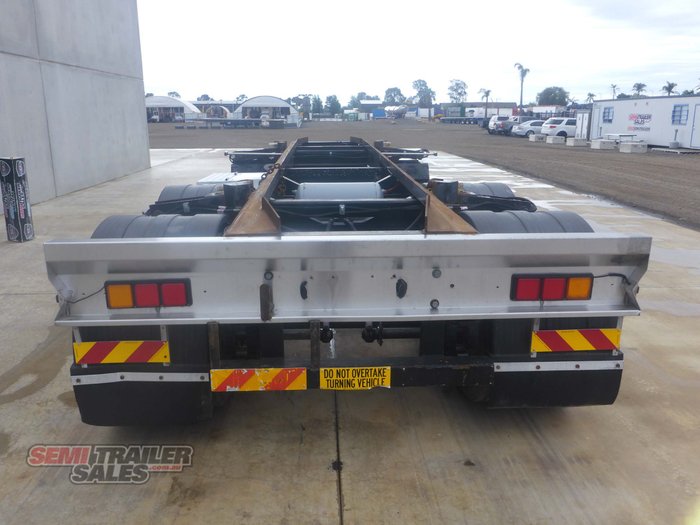2009 WESE Skip Bin Dog Trailer