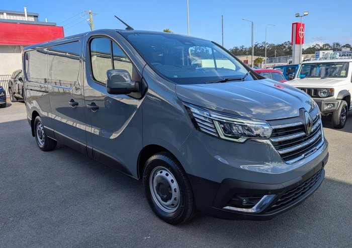 2025 RENAULT TRAFIC LWB PREMIUM