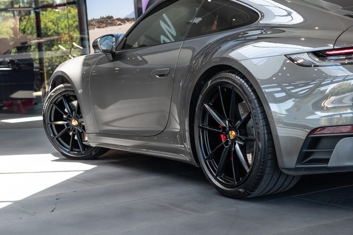 2020 Porsche 911 Carrera S