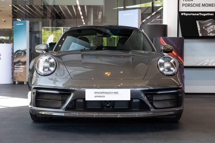 2020 Porsche 911 Carrera S