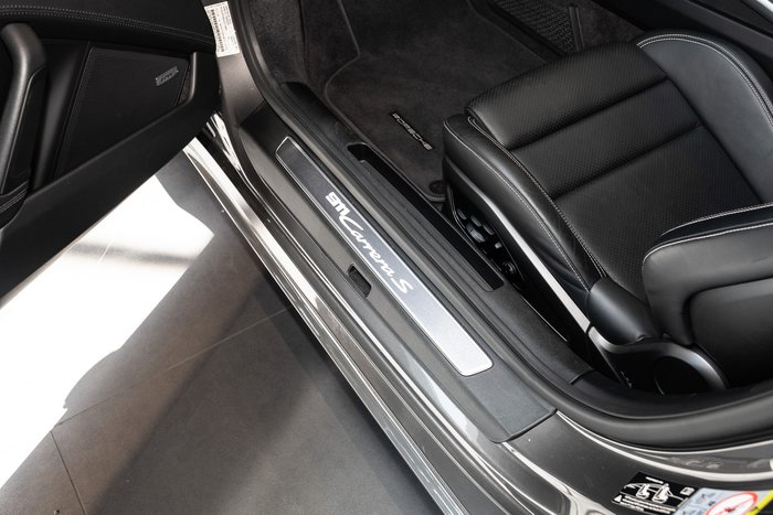 2020 Porsche 911 Carrera S