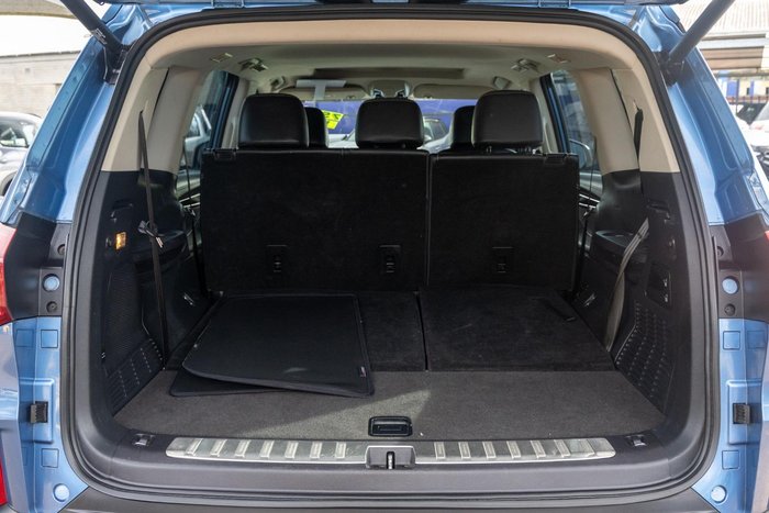 2018 LDV D90 Deluxe