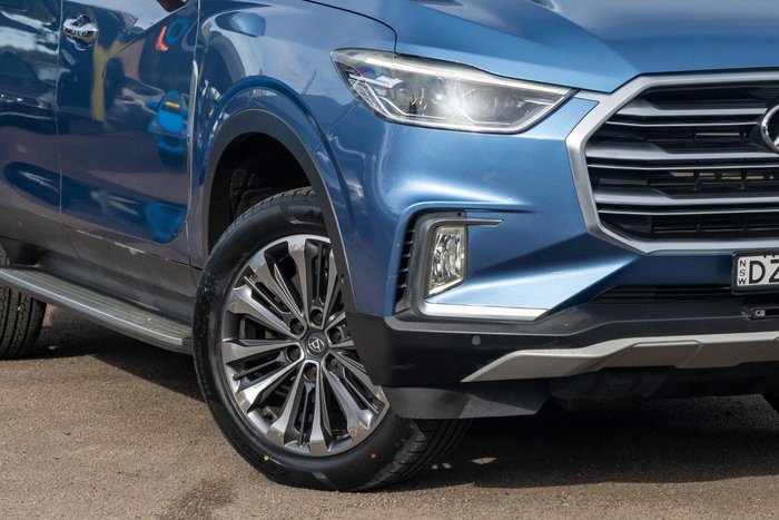 2018 LDV D90 Deluxe