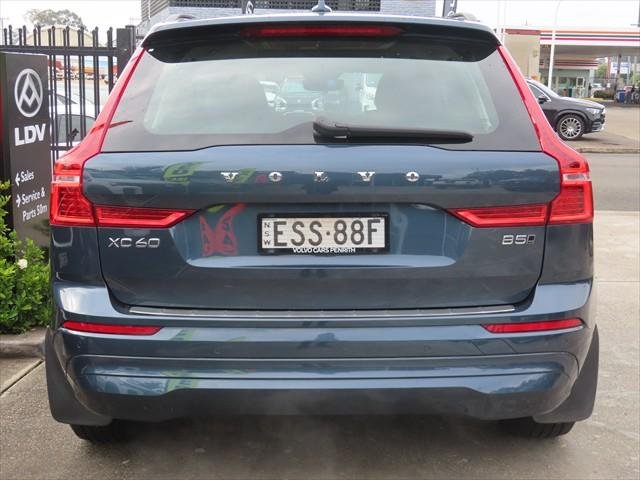 2022 Volvo XC60 B5 Momentum