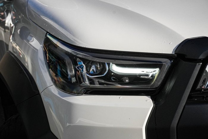 2024 Toyota Hilux Rogue 48V
