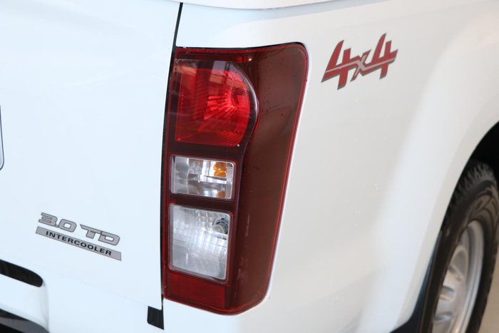 2017 Isuzu D-MAX SX