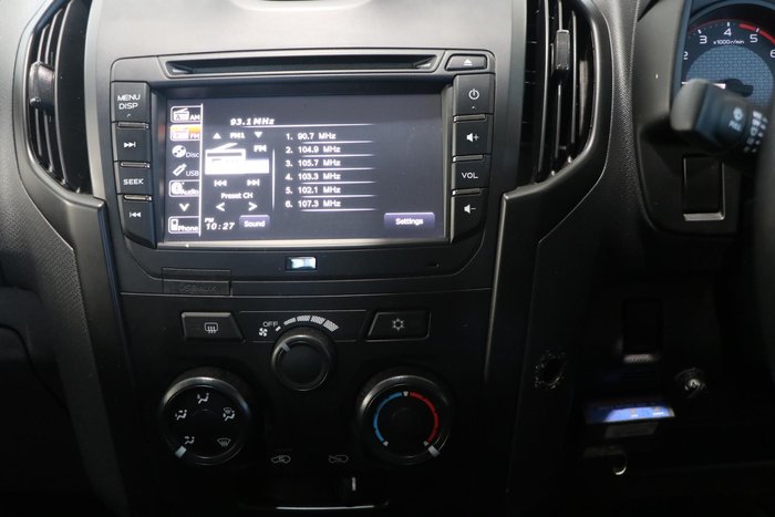 2017 Isuzu D-MAX SX