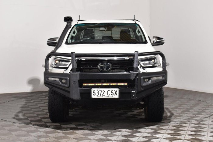 2022 Toyota Hilux SR5