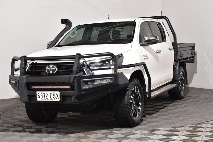 2022 Toyota Hilux SR5