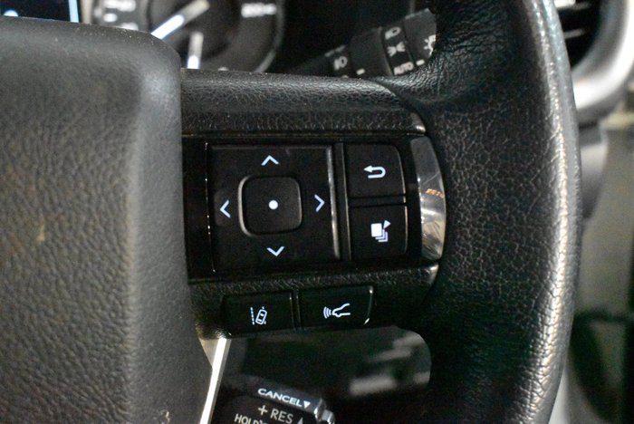 2022 Toyota Hilux SR5