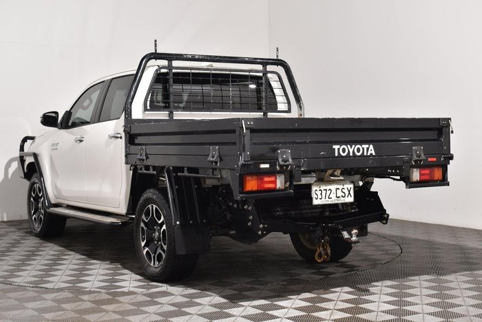 2022 Toyota Hilux SR5