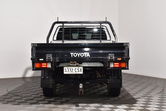 2022 Toyota Hilux SR5