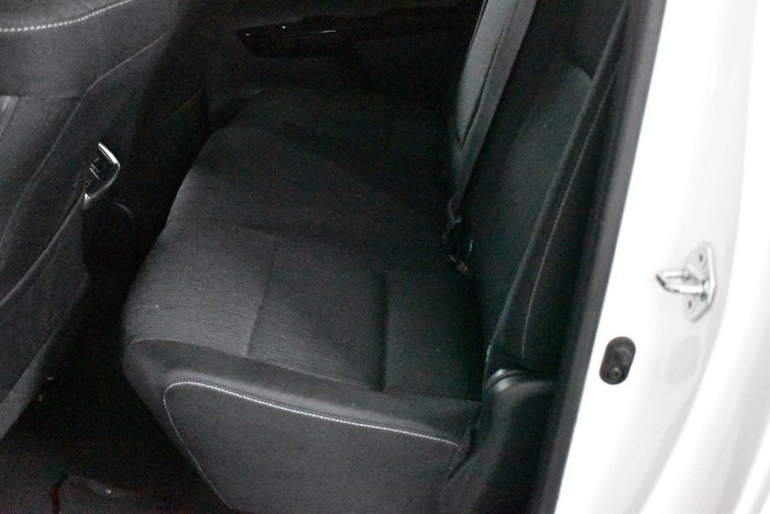2022 Toyota Hilux SR5