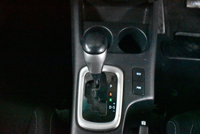 2022 Toyota Hilux SR5