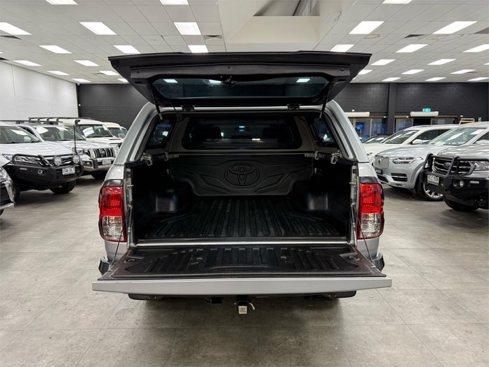 2017 Toyota Hilux SR5