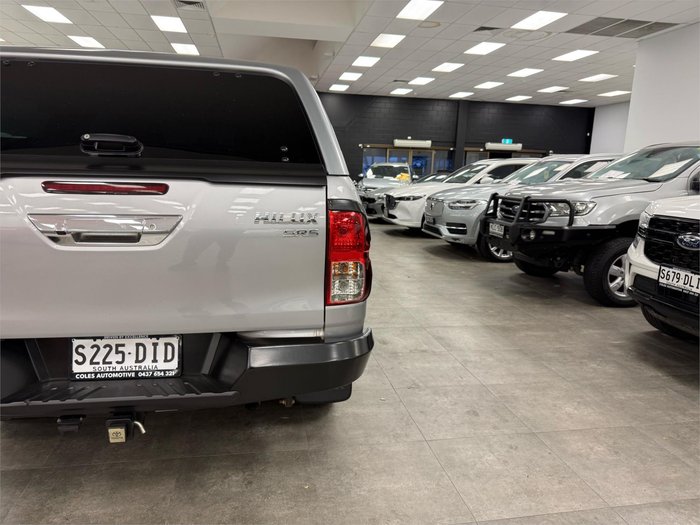2017 Toyota Hilux SR5