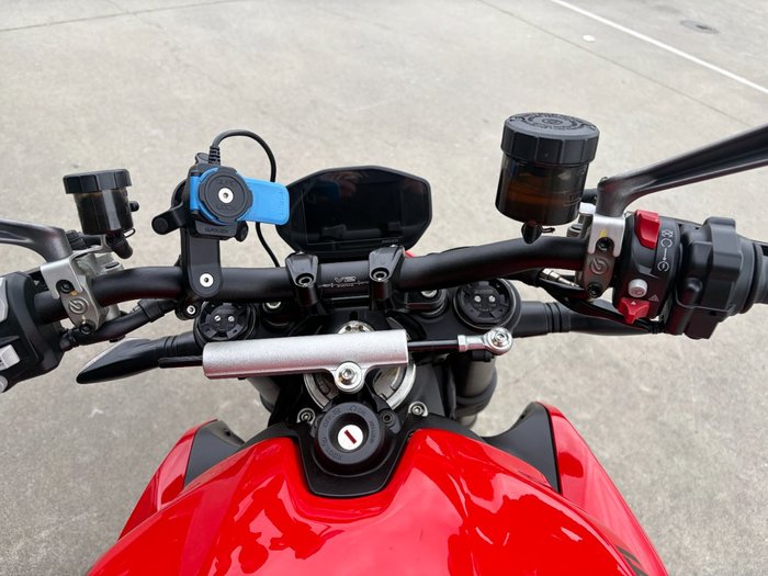2022 DUCATI STREETFIGHTER V2 Red