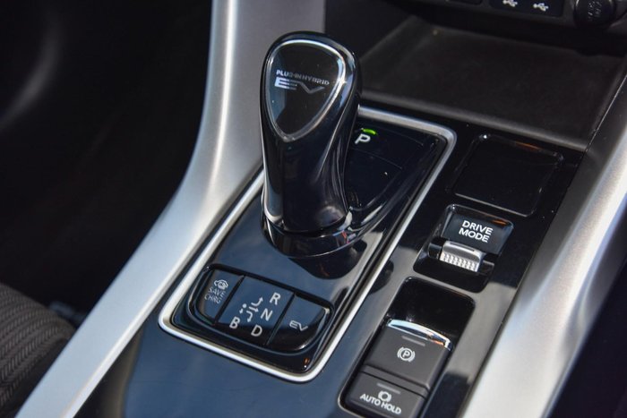 2022 Mitsubishi Eclipse Cross PHEV ES