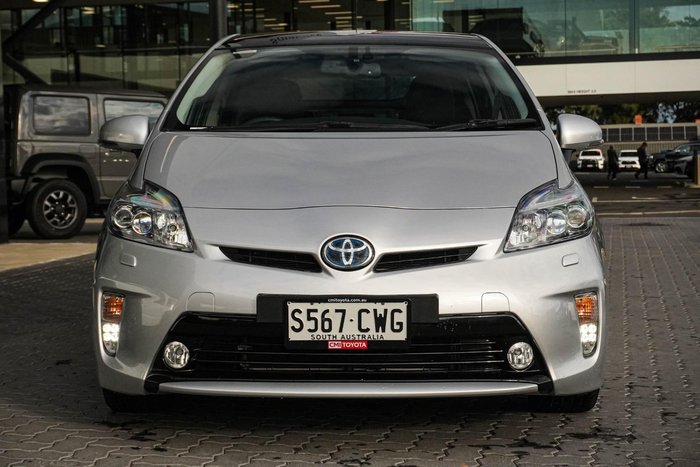 2014 Toyota Prius i-Tech