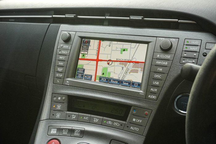 2014 Toyota Prius i-Tech