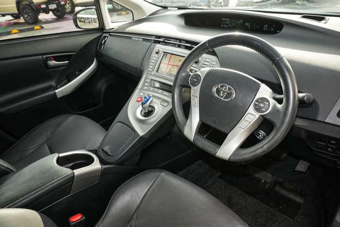2014 Toyota Prius i-Tech