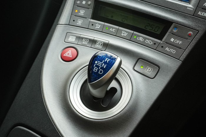 2014 Toyota Prius i-Tech