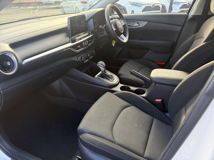 2023 Kia Cerato S